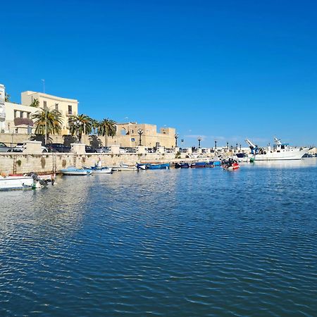 Appartamento Casa Chloe - Vicino Al Porto E Basilica San Nicola Bari Esterno foto